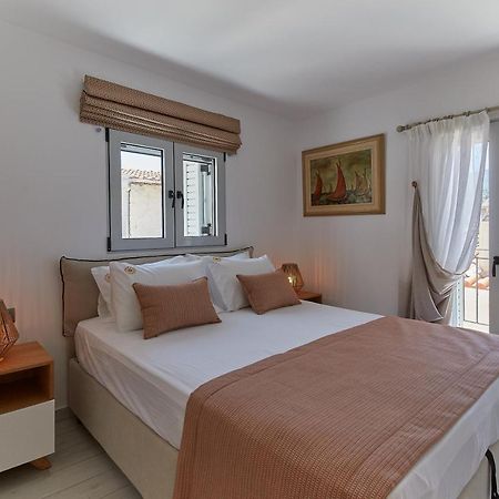 Euphoria House Villa Poros Town Exterior foto